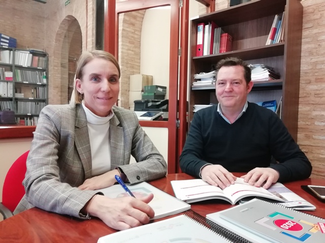 Con el jefe de Servicio de Sostenibilidad del Ayuntamiento de Andújar y vicepresidente del Colegio Oficial de Biólogos de Andalucía