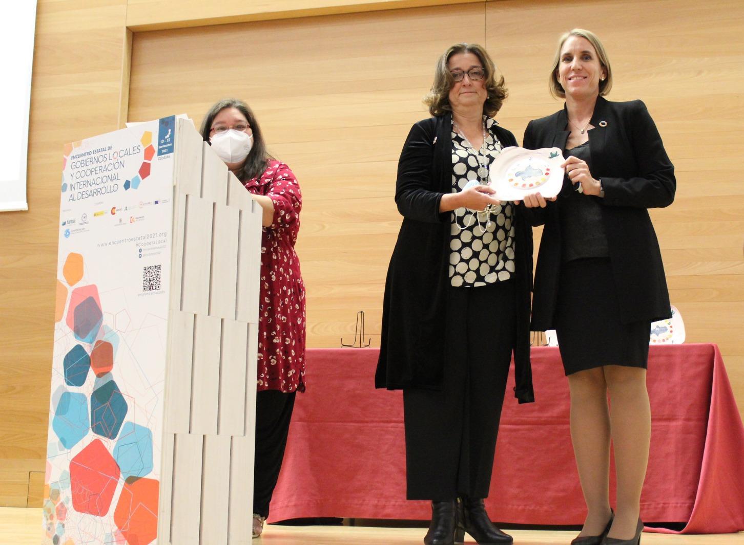 La Fundación “Estrategias” recibe de manos de FAMSI el reconocimiento ODSLocal Andalucía por su labor en la localización de la Agenda 2030 en la provincia de Jaén